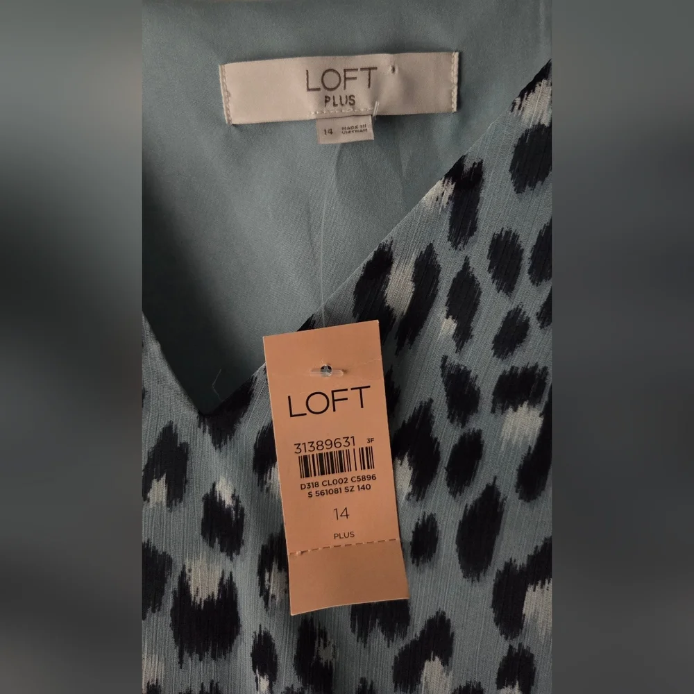 NWT LOFT Blue Leopard Print V-Neck Long Sleeve Dress Size 14
